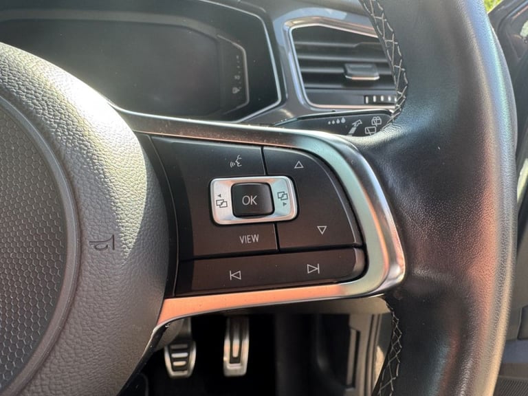 2021 71 VOLKSWAGEN T-ROC 2.0 TDI EVO R-LINE SUV 5DR DIESEL MANUAL EURO 6 (S/S)  