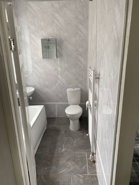 Modern 1-Bedroom Apartment – Bills Included – Excellent Location Near Romford Station
