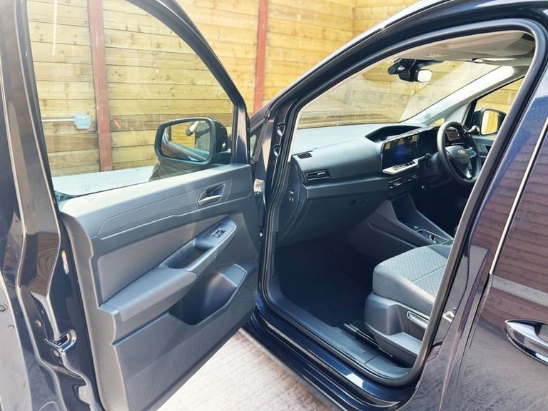 2024 Ford Tourneo Connect 2.0 EcoBlue Titanium 5dr Auto [7 seat] MPV DIESEL Automatic