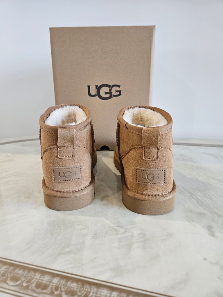 Ugg boots ultra mini size uk6