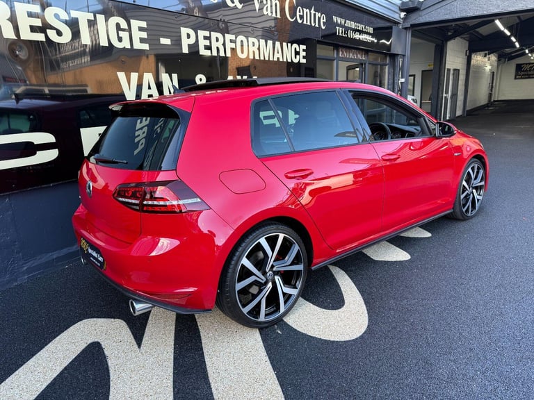 VOLKSWAGEN GOLF 2.0 TDI BlueMotion Tech GTD Red Auto Diesel 2015