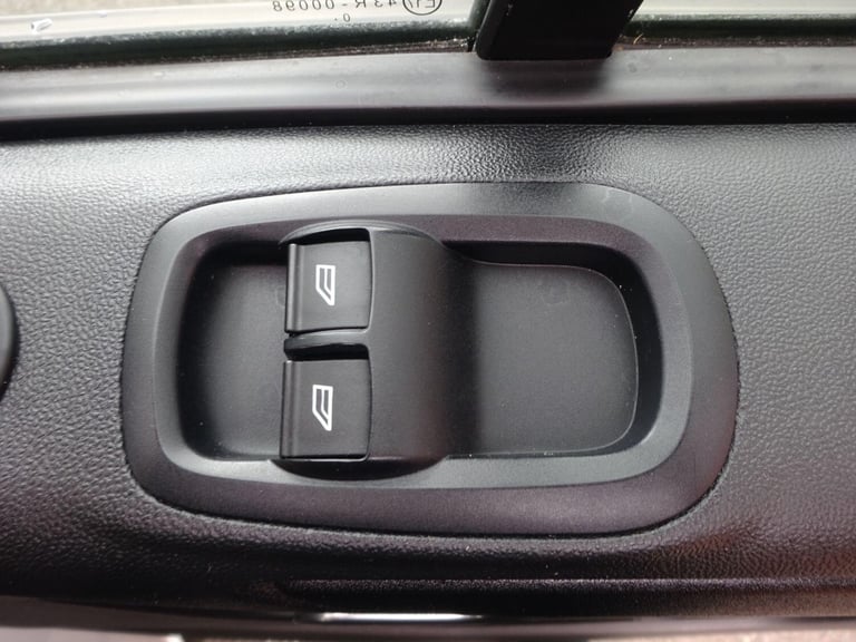 2021 Ford Transit Custom 2.0 320 EcoBlue Trend Crew Van L1 H1 Euro 6 (s/s) 5dr PANEL VAN Diesel M...