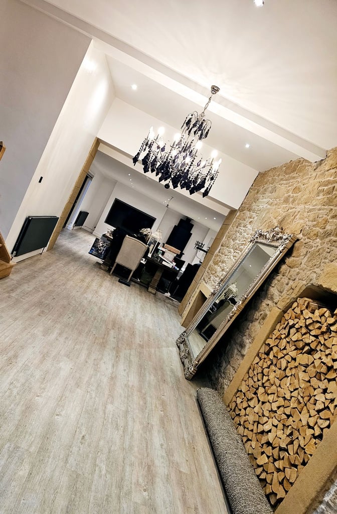 Painter & decorator | Exterior painting & decorating | Painter and decorator | Exterior painter |