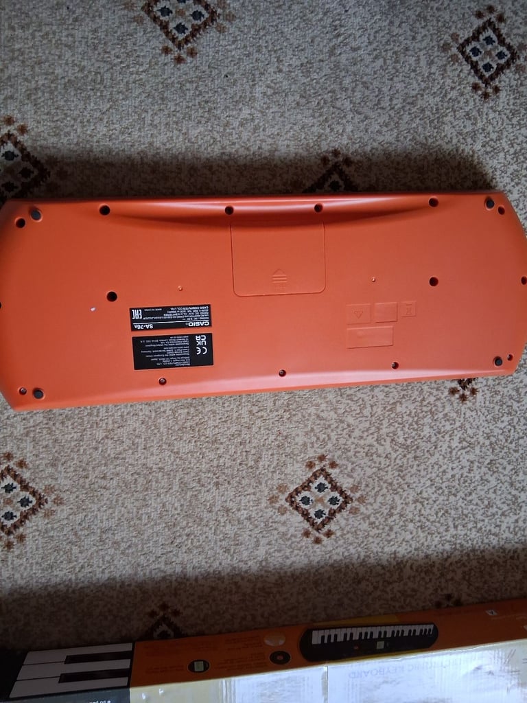 Casio SA 76 Electronic Keyboard