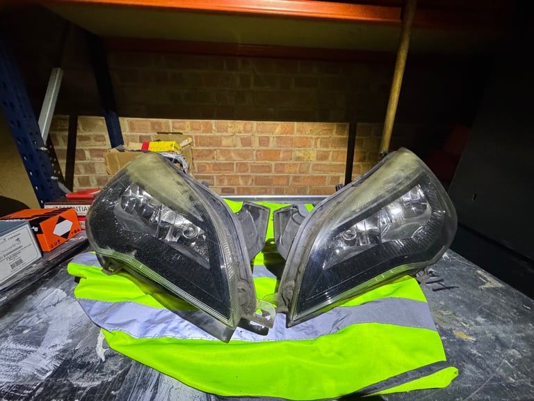 image for Vauxhall Astra 2011 Front Headlights (Pair) - Good Condition