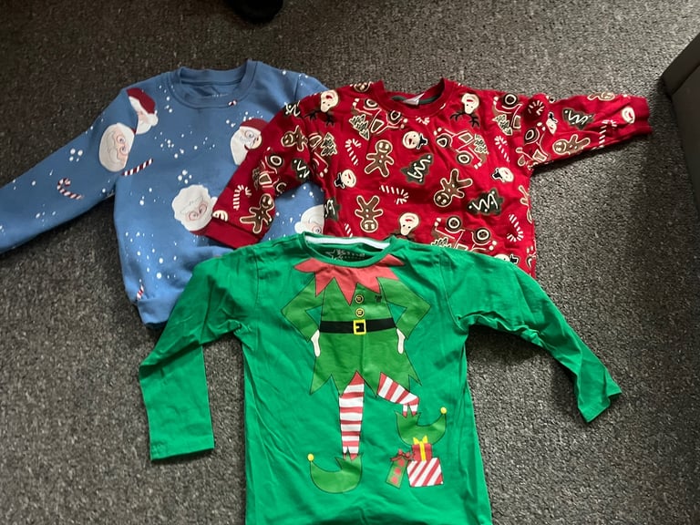 Christmas jumper bundle 3-4 years 