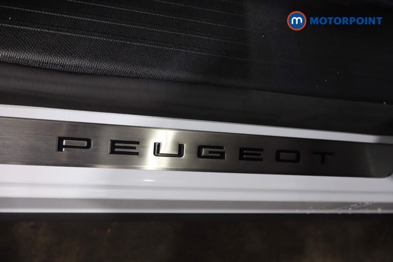 2025 Peugeot 3008 157kW GT 73kWh 5dr Auto SUV Electric Automatic