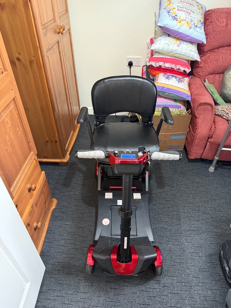 Mobility electric folding scooter 