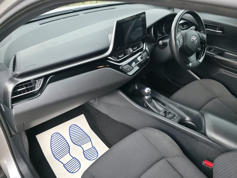 2017 Toyota C-HR  Manual