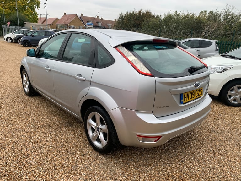 2009 Ford Focus 1.8 Zetec 5dr HATCHBACK Petrol Manual