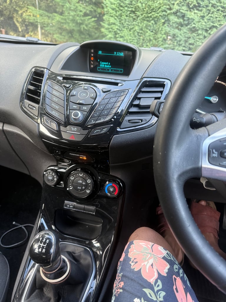 Ford, FIESTA, Hatchback, 2015, Manual, 998 (cc), 5 doors