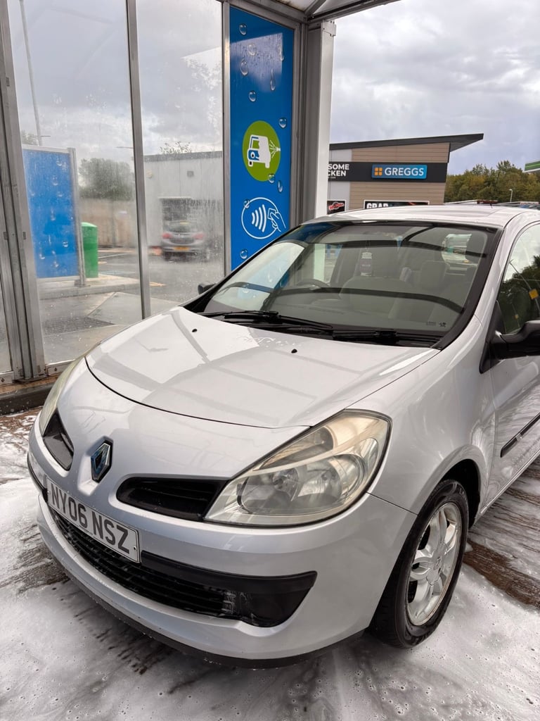 Renault, CLIO, Hatchback, 2006, Manual, 1390 (cc), 3 doors