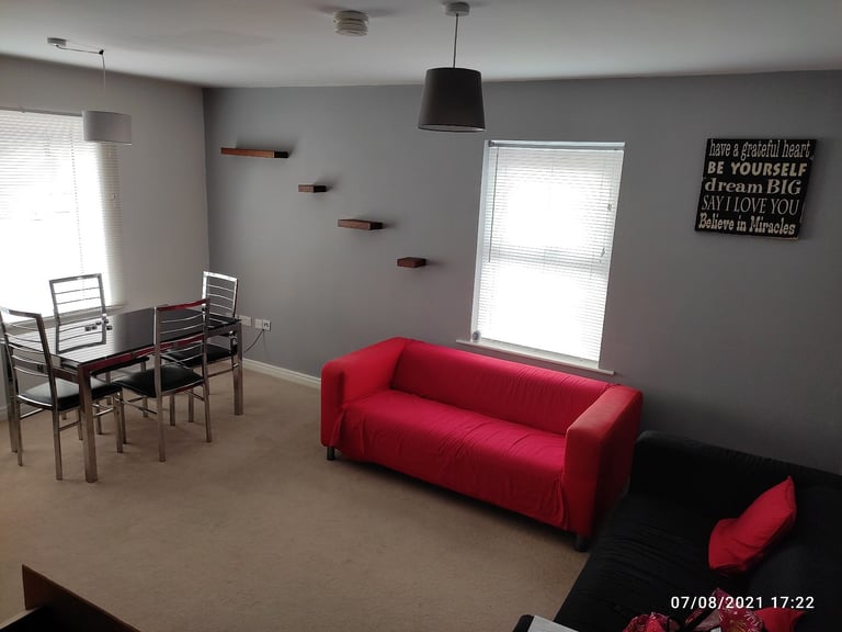 Spacious ground floor apartment near centre