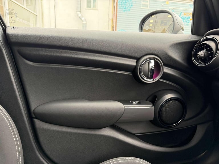 MINI HATCH 1.5 Cooper Sport Euro 6 (s/s) 5dr 2019