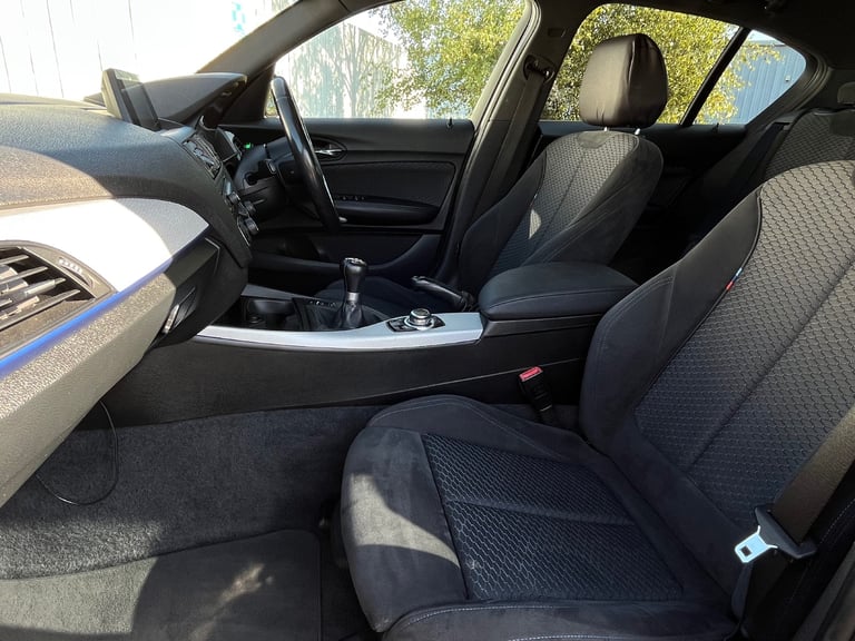 BMW, 1 SERIES, Hatchback, 2014, Manual, 1995 (cc), 5 doors