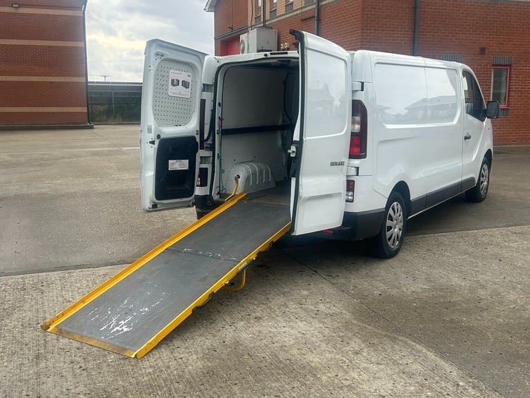 2019 19 Renault Trafic 1.6 DCI Business + LWB , NO VAT , 12 mth MOT , Sat nav 