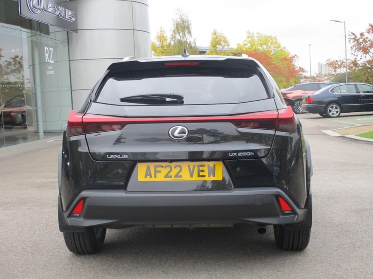 2022 Lexus UX 2.0 250h Takumi SUV 5dr Petrol Hybrid E-CVT Euro 6 (s/s) (184 ps) ESTATE Petrol/Ele...