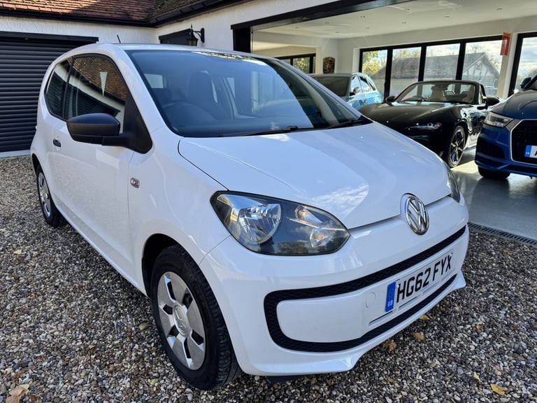 VOLKSWAGEN UP 1.0 Take up! 2012