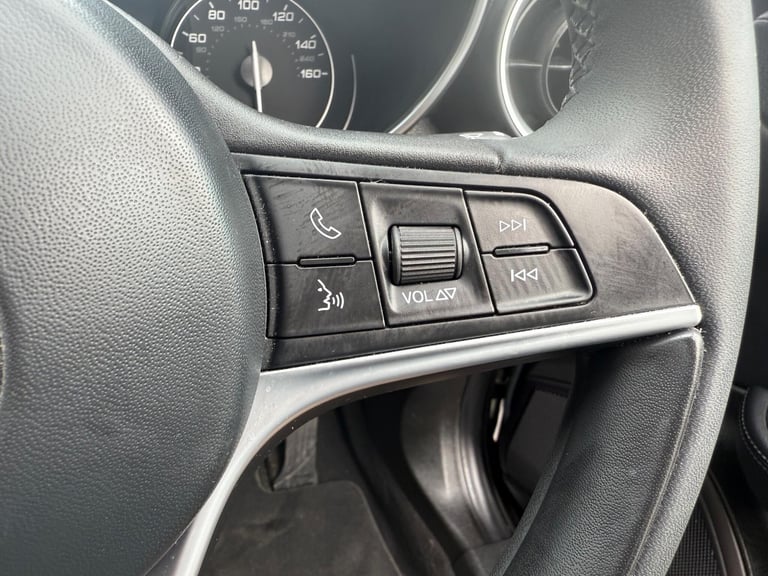 2019 Alfa Romeo Giulia 2.0T Super Auto Euro 6 (s/s) 4dr SALOON Petrol Automatic