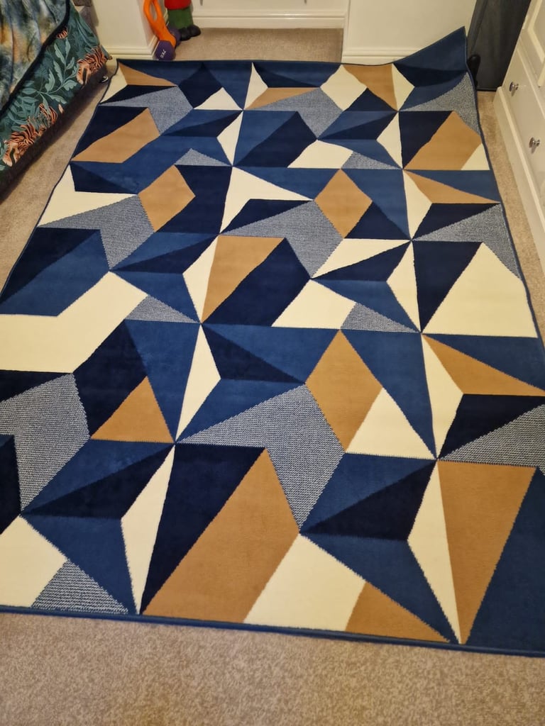 image for Large Patterned Navy Blue Rug