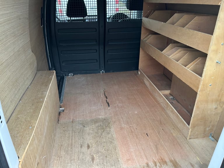 2018 Volkswagen Caddy 2.0 TDI BlueMotion Tech 102PS Startline Van NO VAT PANEL VAN Diesel Manual