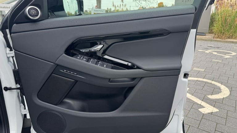 2025 Land Rover Range Rover Evoque 2.0 D200 Dynamic SE 5dr Auto Diesel Hatchback Hatchback Diesel...