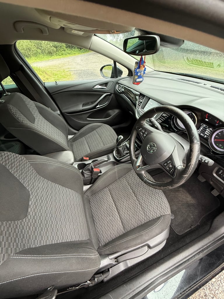 Vauxhall, ASTRA, Hatchback, 2017, Manual, 1399 (cc), 5 doors