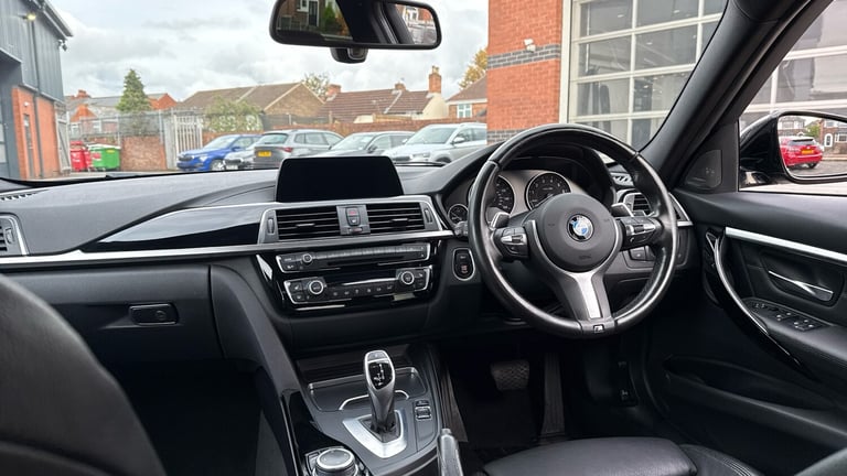 2019 BMW 3 Series 320i M Sport Shadow Edition 4dr Step Auto Petrol Saloon Saloon Petrol Automatic