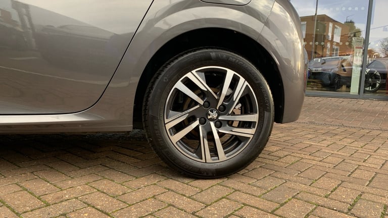 2022 Peugeot 208 1.2 PureTech Allure Premium + Hatchback 5dr Petrol Manual Euro 6 (s/s) (100 Hatc...