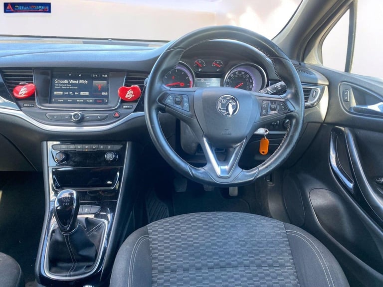 2016 Vauxhall Astra 1.4i Turbo SRi Euro 6 5dr Petrol