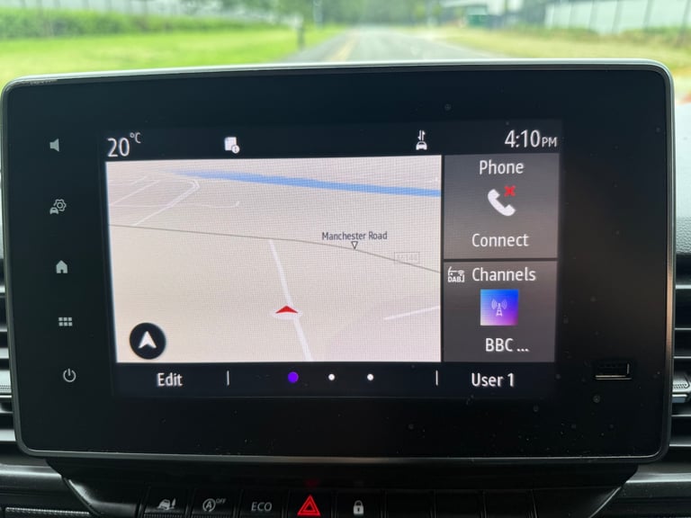 22 reg RENAULT TRAFIC 28 2.0 B/DCI 130 BHP SL BUSINESS+ panel van ( VAT INCLUDE 