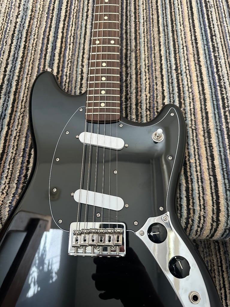 Fender mustang player 2 brand new 2024 