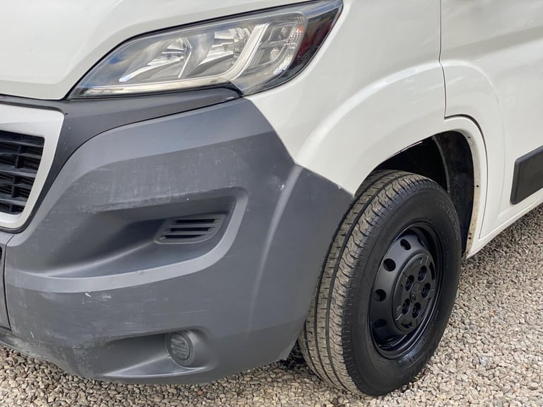 2017 Peugeot Boxer 2.0 BlueHDi 335 Professional L3 H2 Euro 6 5dr PANEL VAN Diesel Manual