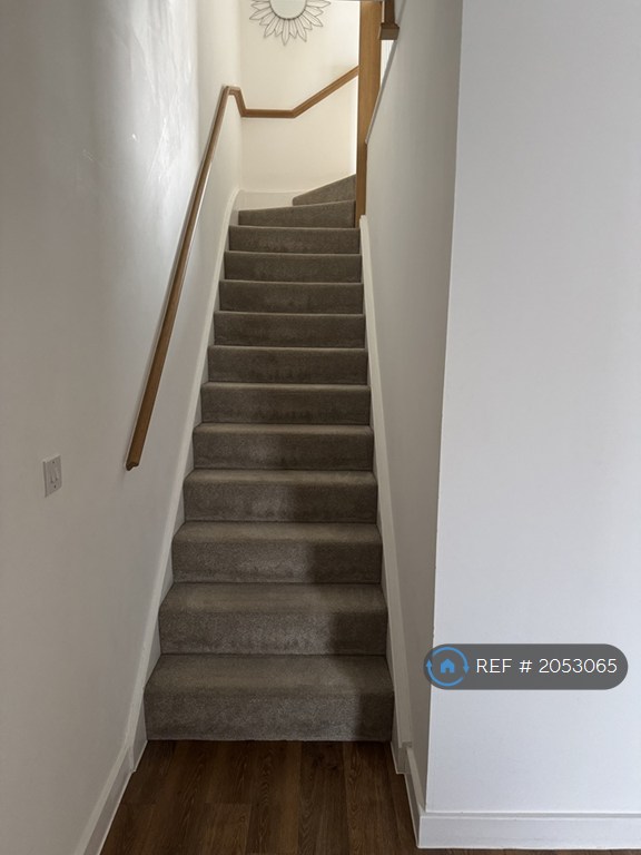 3 bedroom house in Charlock Close, Haroldwood, RM3 (3 bed) (#2053065)