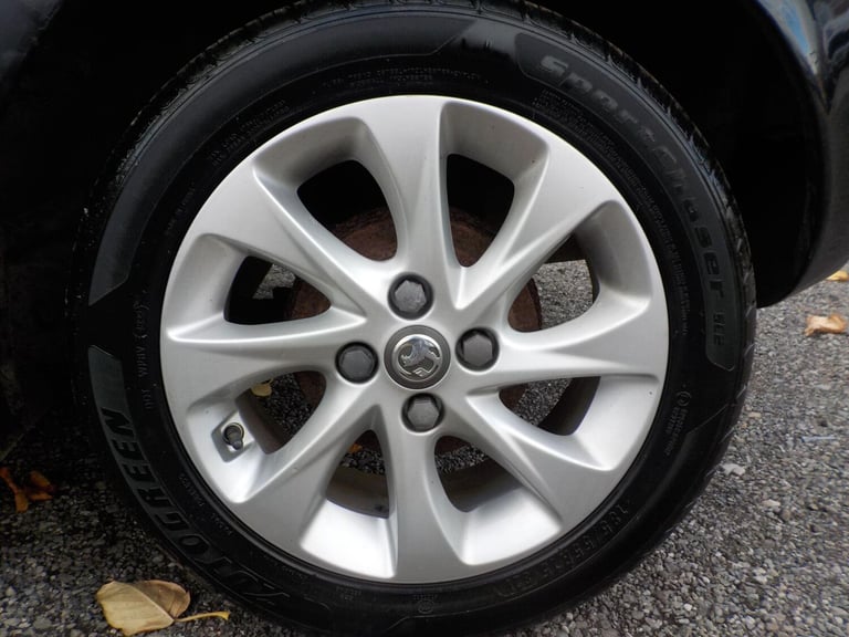 2016 Vauxhall Viva 1.0i SL Euro 6 5dr HATCHBACK Petrol Manual