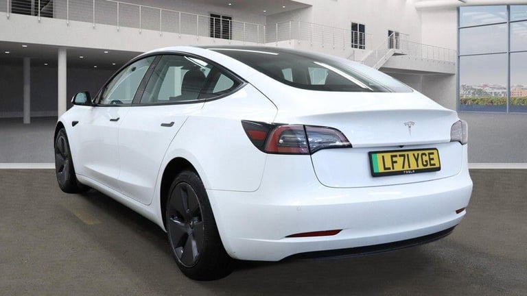 2021 Tesla Model 3 Standard Range Plus Auto RWD 4dr SALOON Electric Automatic
