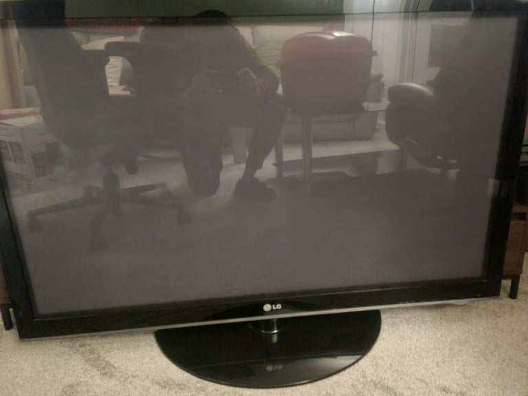 LG 50 inch Plasma TV Full HD 1080p – Works Perfectly – Delivery Available