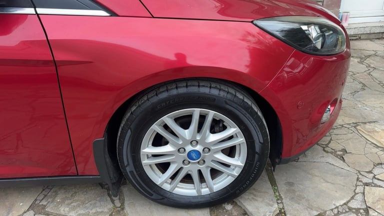 2012 Ford Focus 1.0 125 EcoBoost Titanium 5dr HATCHBACK Petrol Manual