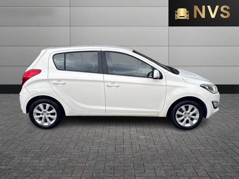 HYUNDAI I20 1.2 Active 2012
