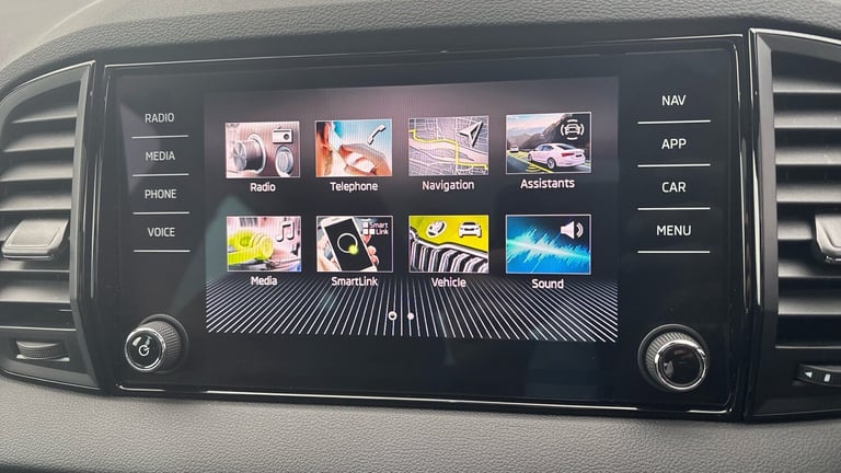 2024 Skoda Karoq 1.5 TSI Sportline 5dr ESTATE PETROL Manual