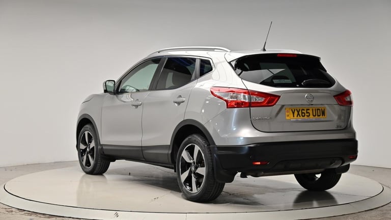 2015 Nissan Qashqai 1.6 dCi n-tec+ XTRON 2WD Euro 6 (s/s) 5dr HATCHBACK Diesel Automatic
