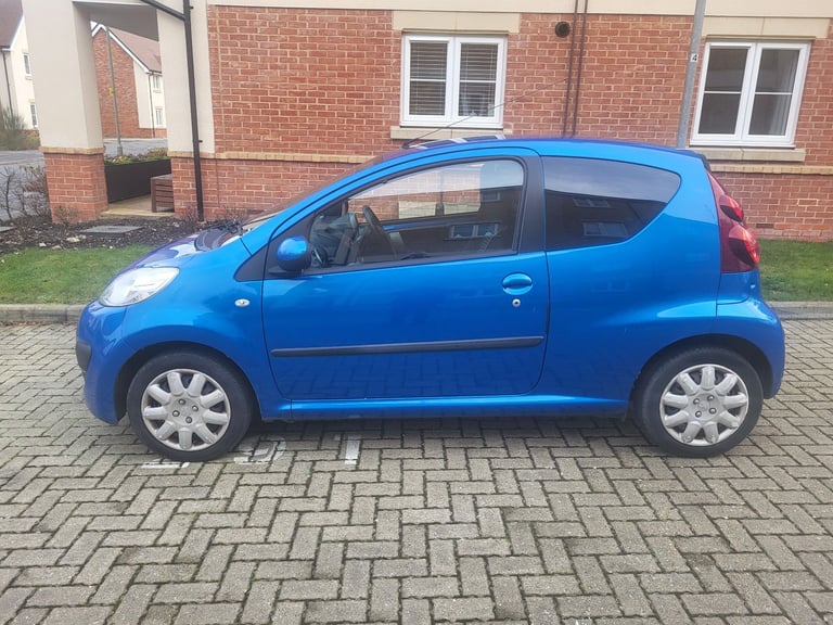 image for Peugeot, 107, Hatchback, 2012, Manual, 1.0 low insurance group 