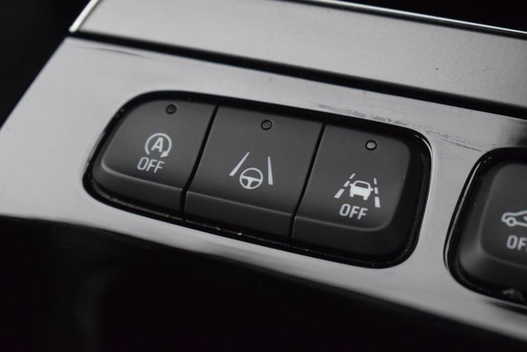 2022 Vauxhall Mokka 1.2 Turbo Elite Premium 5dr Auto HATCHBACK PETROL Automatic