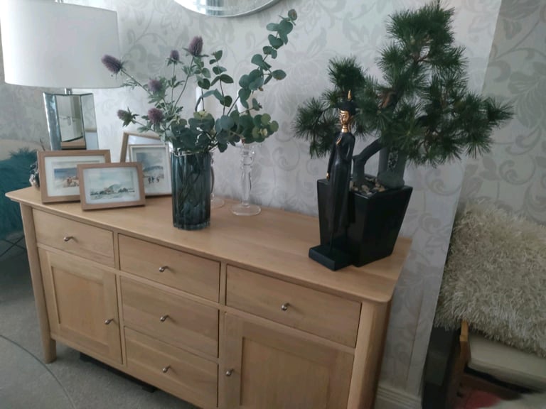 Gumtree sideboard deals