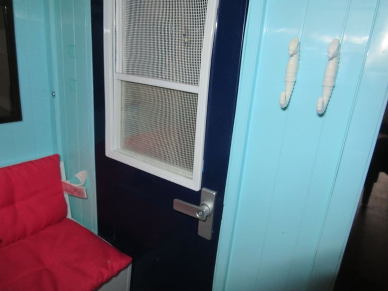 Our Generation Doll Beach Hut