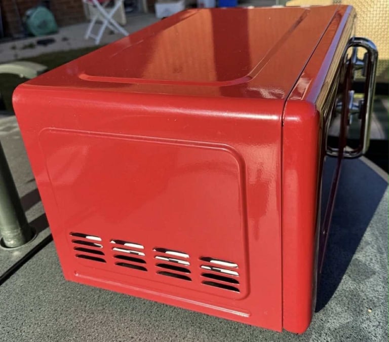Russell Hobbs Red Microwave like new