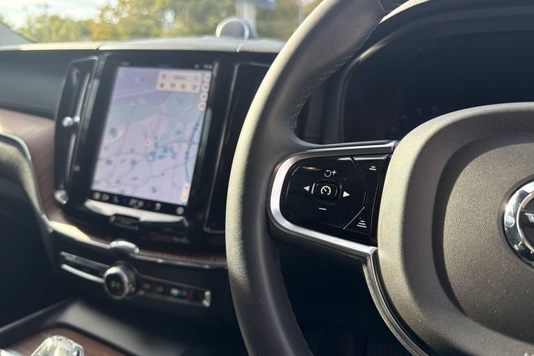 2023 Volvo XC60 2.0 B5 MHEV Ultimate SUV 5dr Petrol Hybrid Auto AWD Euro 6 (s/s) (250 ps) ESTATE ...