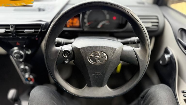 2013 Toyota iQ automatic 1.3 petrol