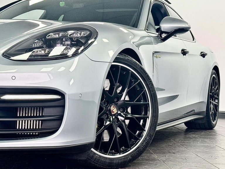 PORSCHE PANAMERA 2.9 V6 E-Hybrid 17.9kWh 4 Saloon PDK 4WD Euro 6 (s/s) 5dr (3.6