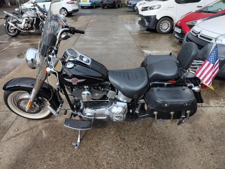 2005 55 HARLEY-DAVIDSON FLSTFI FATBOY FUEL INJECTED CUSTOM CRUISER LOW MILES